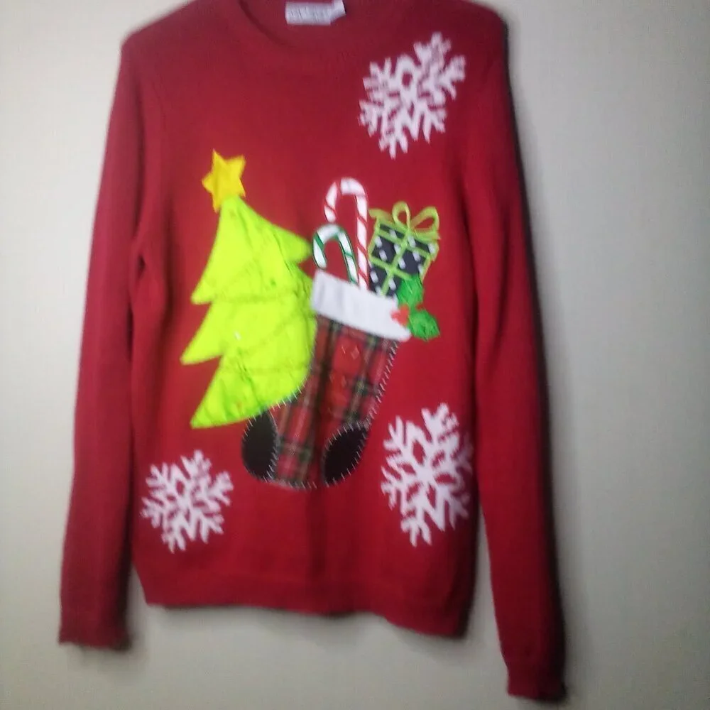 Retro Threads Sweater Christmas Holiday S Women  Long Sleeve Tree Stocking